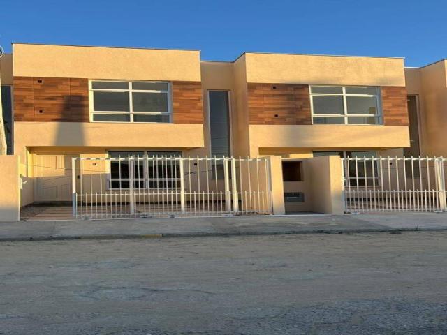 #302 - Sobrado para Venda em Tijucas - SC