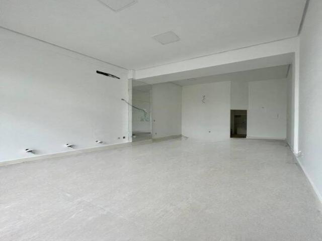 #353 - Sala para Venda em Bombinhas - SC