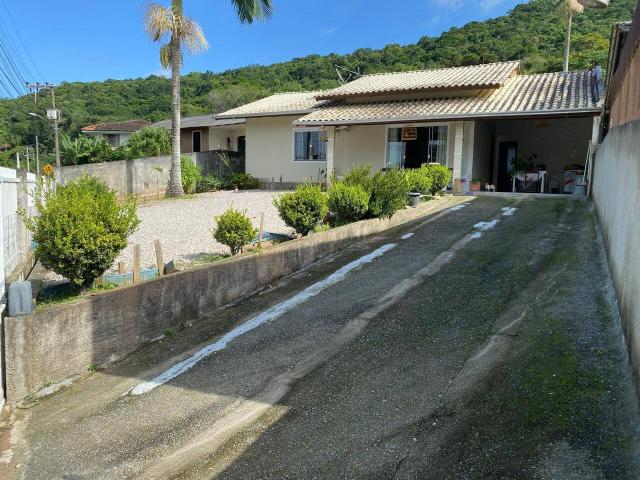 #379 - Casa para Venda em Bombinhas - SC